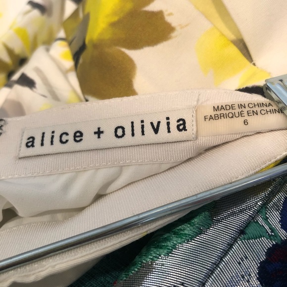 Alice and Olivia Sunflower Skirt - Size 6, NWOT - Picture 3 of 3